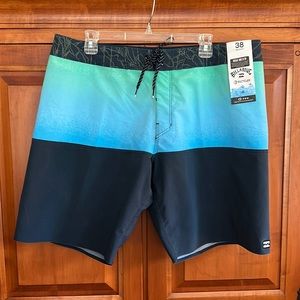 Billabong men’s swim trunks